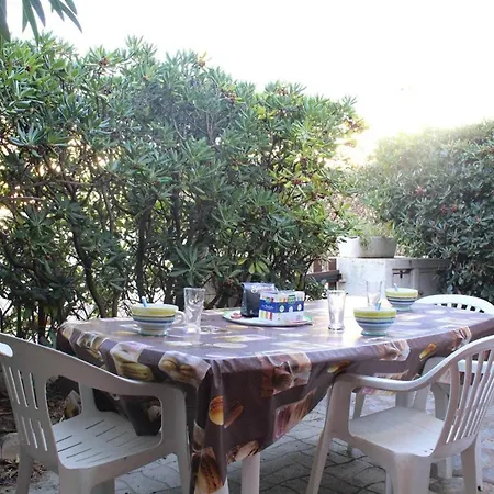 Holiday home Maison T4, 8 Pers, Proche Plage, Terrasse - Fr-1-229c-103 Port-la-Nouvelle